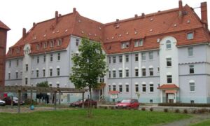 Zimmer in 2er WG in der Nähe der Hochschule Nordhausen, Wohnblock